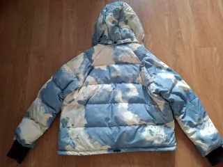 Plumífero Lacoste azul y blanco