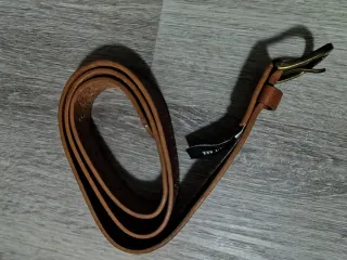 Cintura donna marrone con traforatura 140 cm