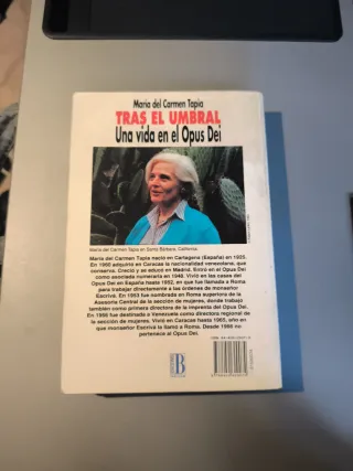 Tras El Umbral - Una Vida En El Opus Dei - (Ser...