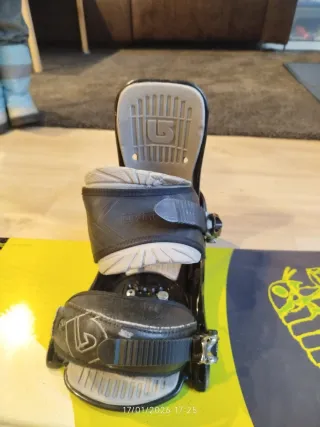 Tabla Snow  156 cm + Fijaciones + Botas Burton 42
