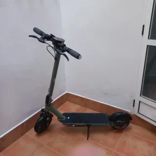 Patinete Eléctrico Verde