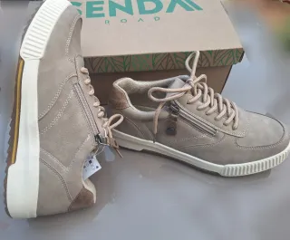 Zapatos de cordones beige mujer