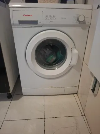 Lavadora Corberó Blanca 100 € negociables