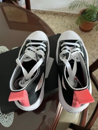 Converse plataforma negras