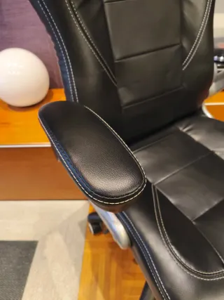 Silla de escritorio negra