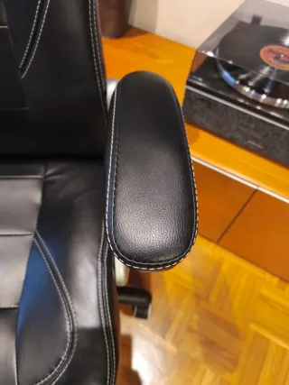 Silla de escritorio negra