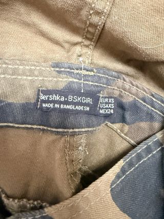 Peto corto estampado militar