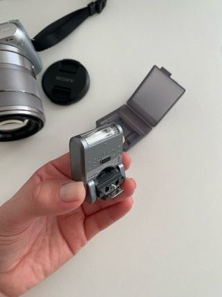 Pack Sony NEX-C3, 2 Objetivos, Flash y accesorios