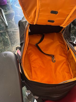 Mochila Kurgo G-Train K9 Negra Naranja