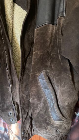 Cazadora de piel marrón