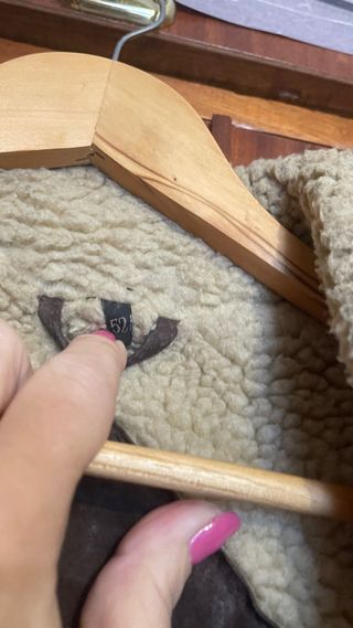 Cazadora de piel marrón