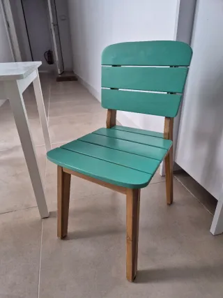 Mesa y 2 sillas madera niños Vertbaudet