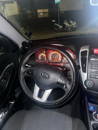 KIA Ceed 2011