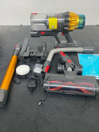 Aspirador escoba con accesorios