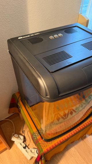 Acuario 100L Marino/Dulce con Accesorios