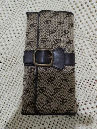 Lote: Bolso Negro + Cartera Dooney & Bourke