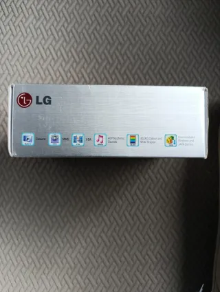 Teléfono Móvil LG G7050 Slide-Down