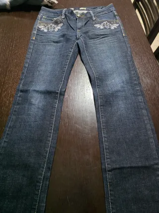 Jeans donna con ricami