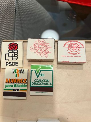 Cajas de cerillas vintage variadas