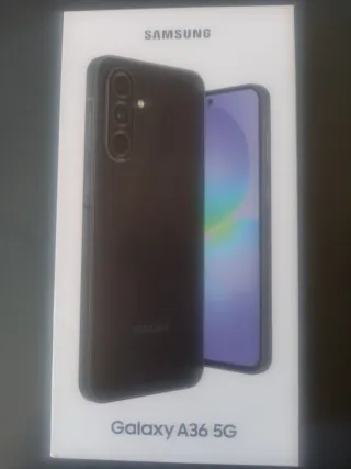 Samsung Galaxy A36 5G Negrovendo nuevo en su caja,