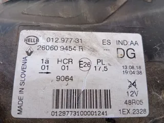 Faro delantero derecho e izquierdo