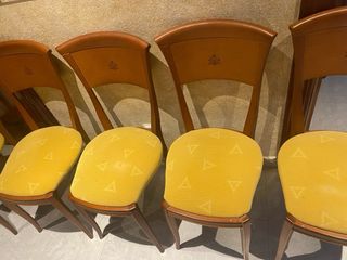 Mesa extensible y 6 sillas madera