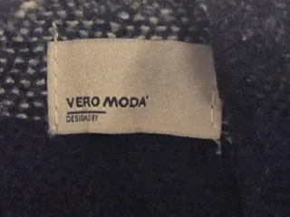 Poncho donna Vero Moda.