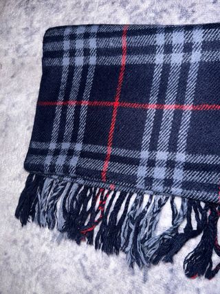 Bufanda Burberry Tartán Azul Marino y Rojo