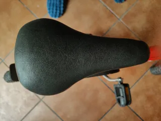 Bicicleta infantil roja Cars