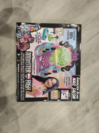 Monster High Salón de Uñas Glamour Ghoul