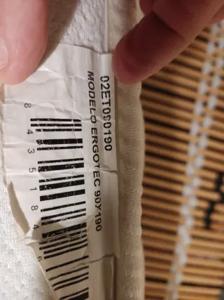 Colchón viscoelástico y somier de madera