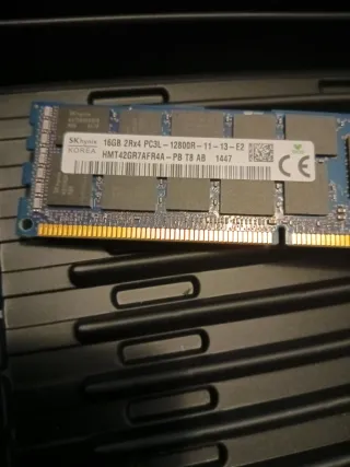 28 Módulos RAM SK Hynix 16GB PC3L-12800R