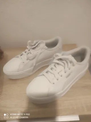 Zapatillas Puma Blancas  apenas se han usado