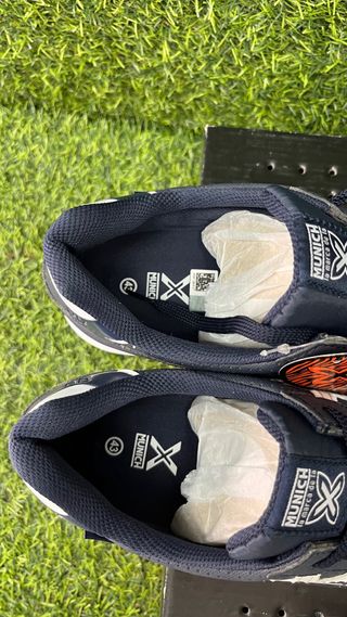 Zapatillas Munich Talla 43 Azul y Blanco
