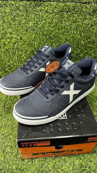 Zapatillas Munich Talla 43 Azul y Blanco