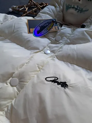 Abrigo Corteiz Blanco