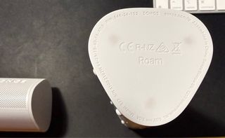 Coppia di altoparlanti portatili Sonos Roam bianchi