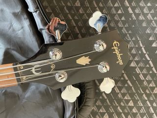 Bajo Epiphone EB-3 Cherry