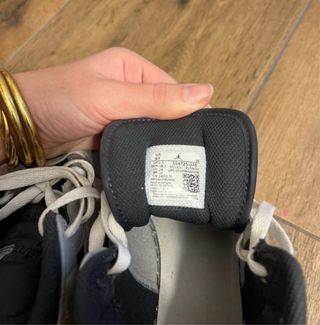 Zapatillas Jordan Mid Gris y Blanco