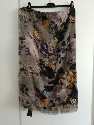 Pañuelo estampado floral H&M