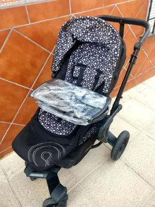 Carro de bebé Concord.