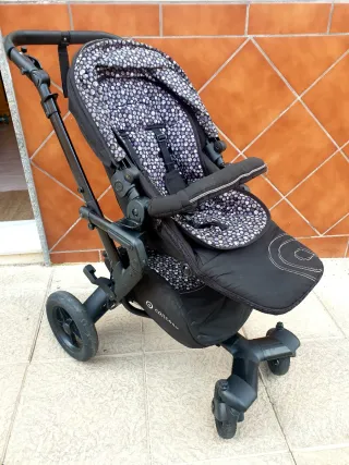 Carro de bebé Concord.