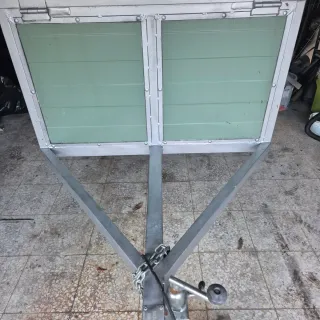 Remolque isotérmico caza