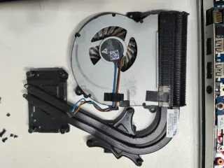 Portatile HP ENVY da 15'' Intel Core i7 6genr