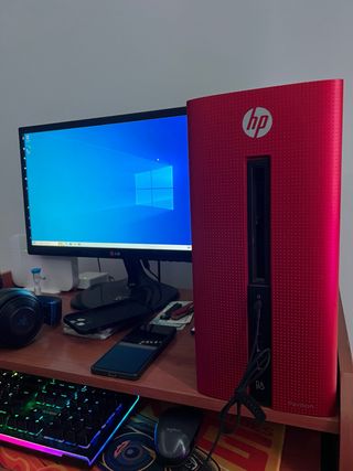 Ordenador HP Pavilion Rojo AMD A10