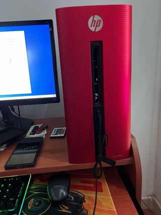 Ordenador HP Pavilion Rojo AMD A10