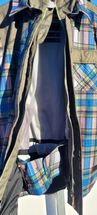 Chaqueta Billabong a cuadros con capucha