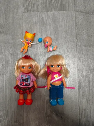 Muñecas Barriguitas y Bebés