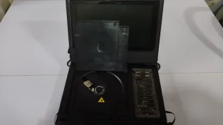 Reproductor TV/DVD Portátil AIRIS