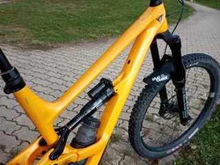 YT Capra Mullet Carbon 2023 talla M